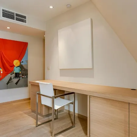 Huswell - Beautiful Penthouse In The Heart Of Διαμέρισμα *